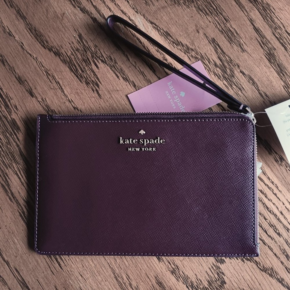 *PD*  New Kate Spade Staci Medium L Zip saffiano leather Wristlet, deep berry